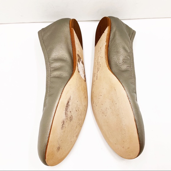 {Vera Wang Lavender} Leather Ballet Flats - Picture 11 of 16